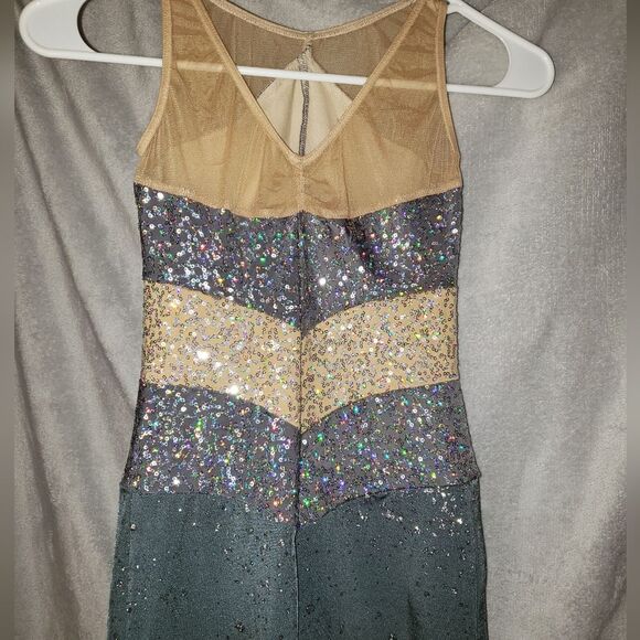 Jazz, Acro Dance Costume, Grey and tan sequence, Large Child - Picture 9 of 12